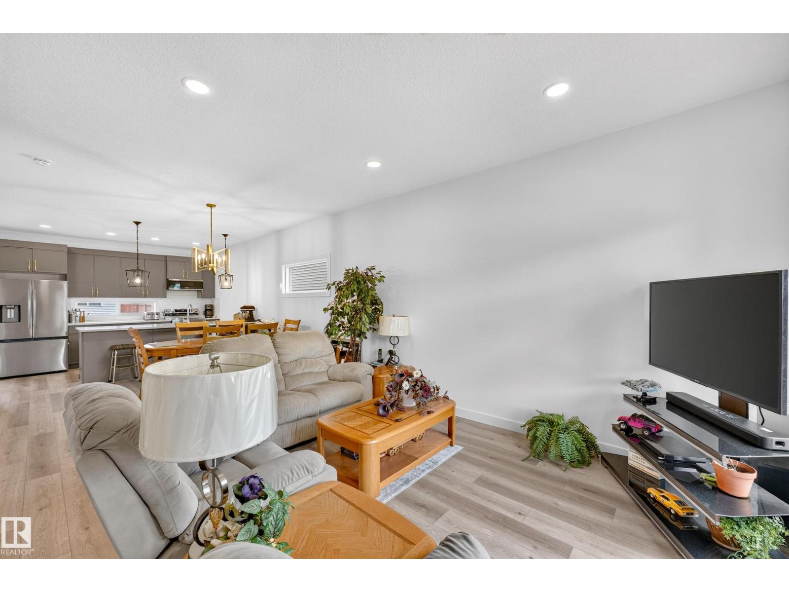 104 Kidd Cr Property Photo 6