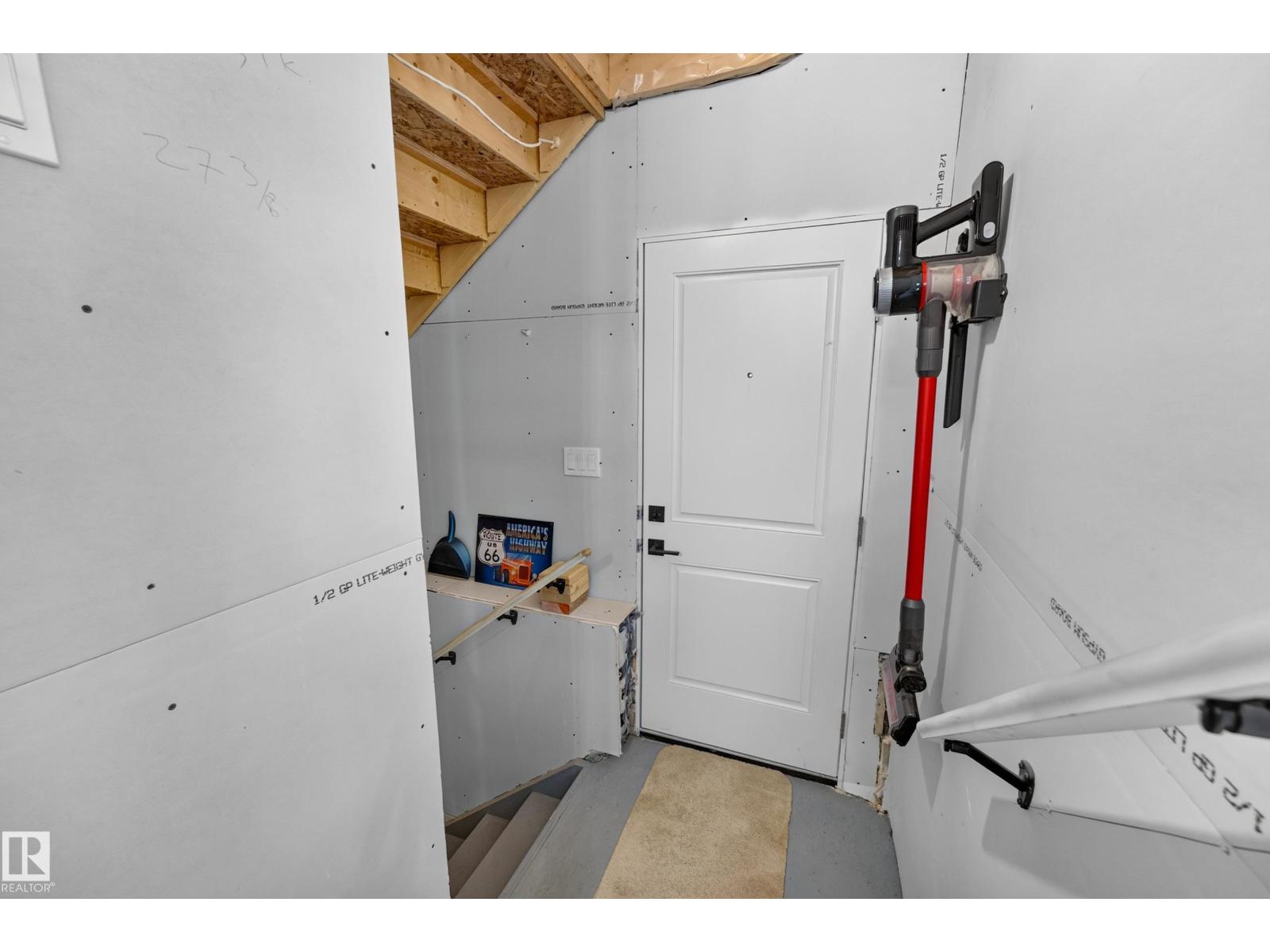 104 Kidd Cr Property Photo 21