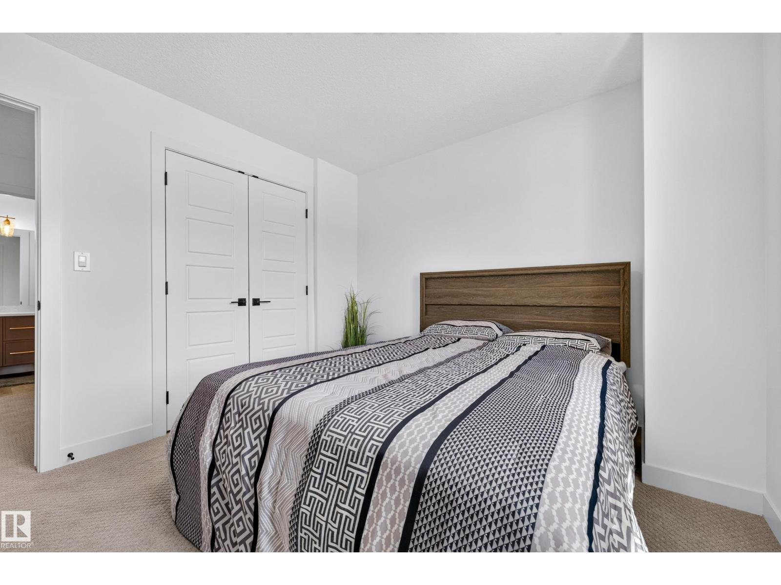 104 Kidd Cr Property Photo 32