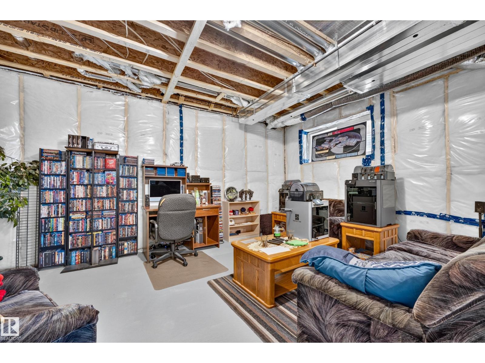 104 Kidd Cr Property Photo 37