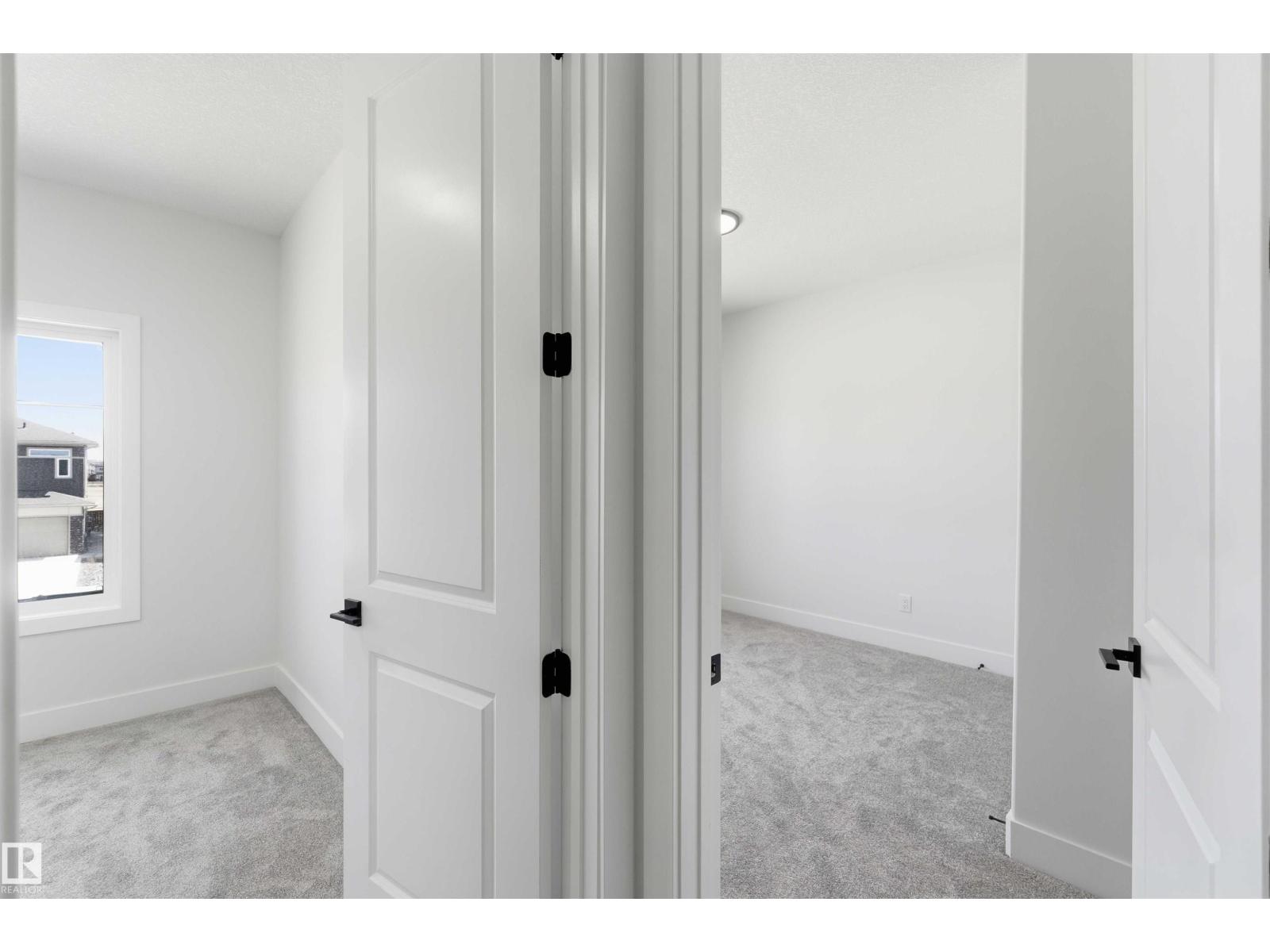 415 Pine Pt Property Photo 37