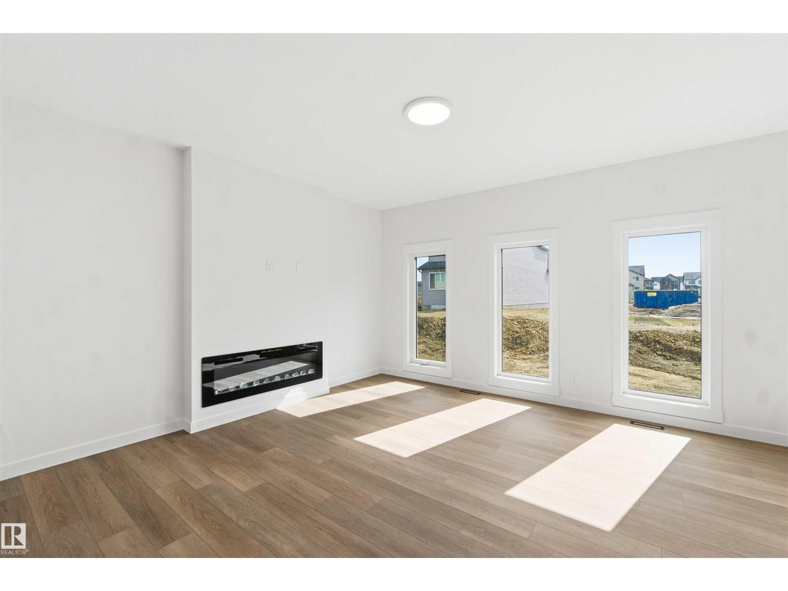 1085 Cristall Cr Sw Property Photo 12