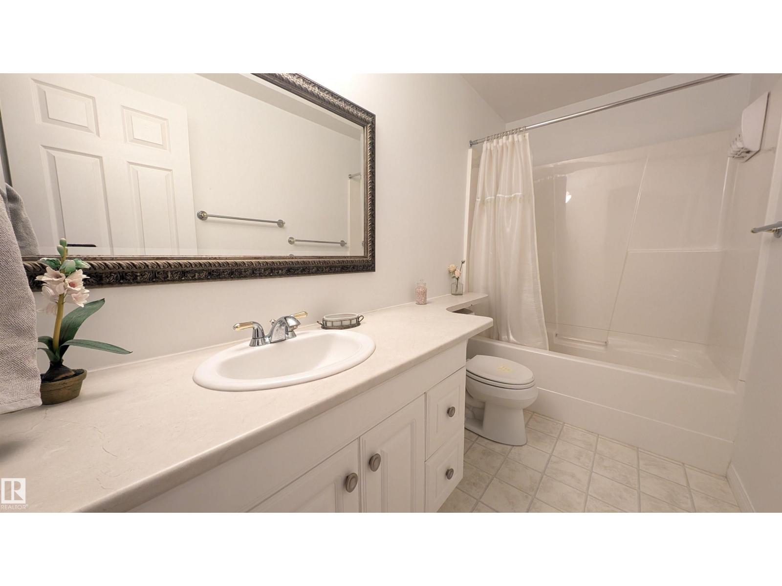 8 Butterworth Pt Nw Property Photo 26