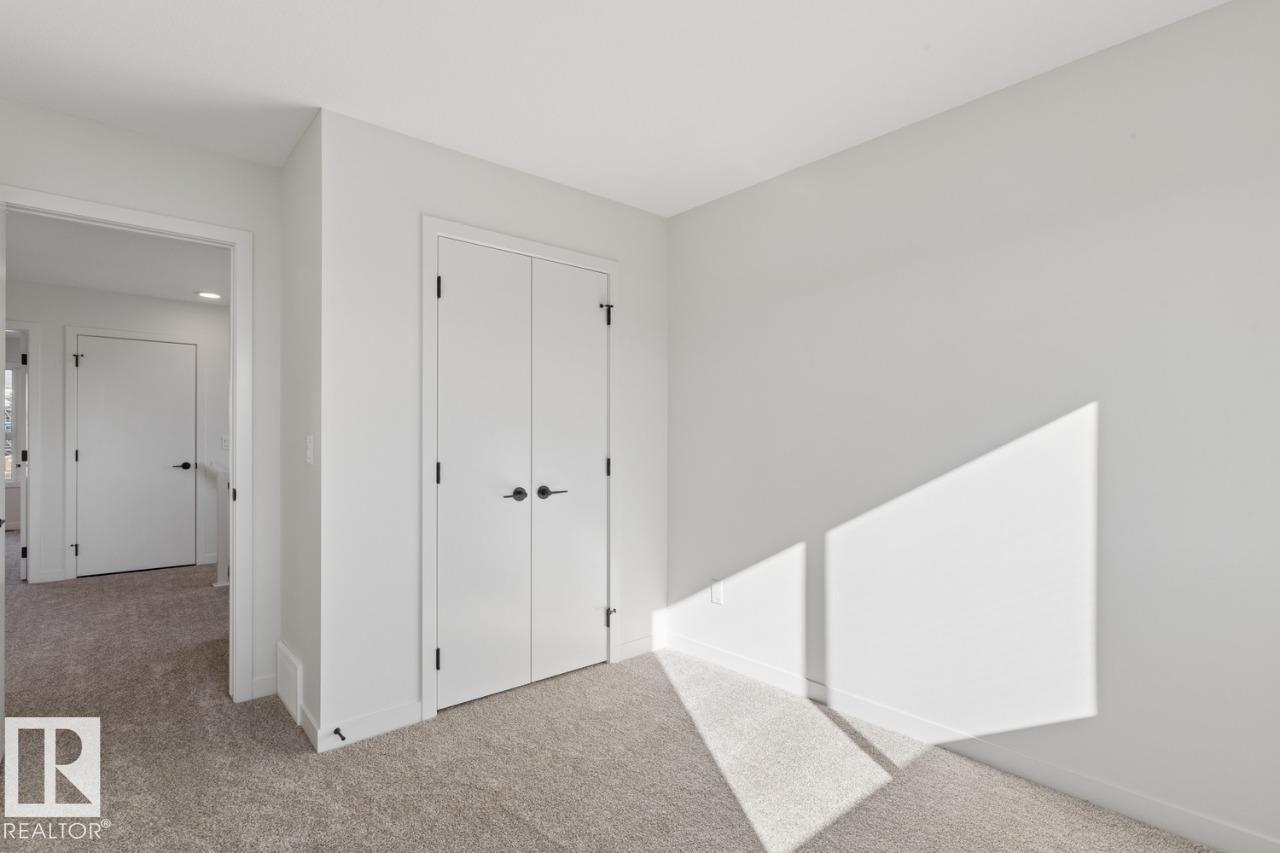343 Rankin Dr Property Photo 22