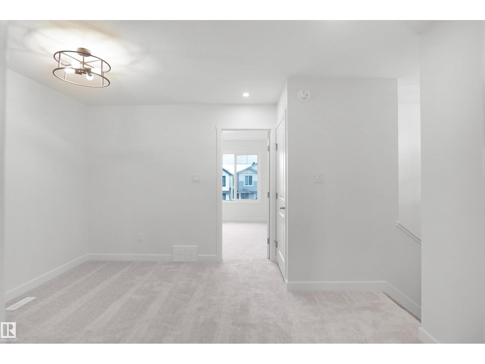 20928 16 Av Nw Property Photo 22