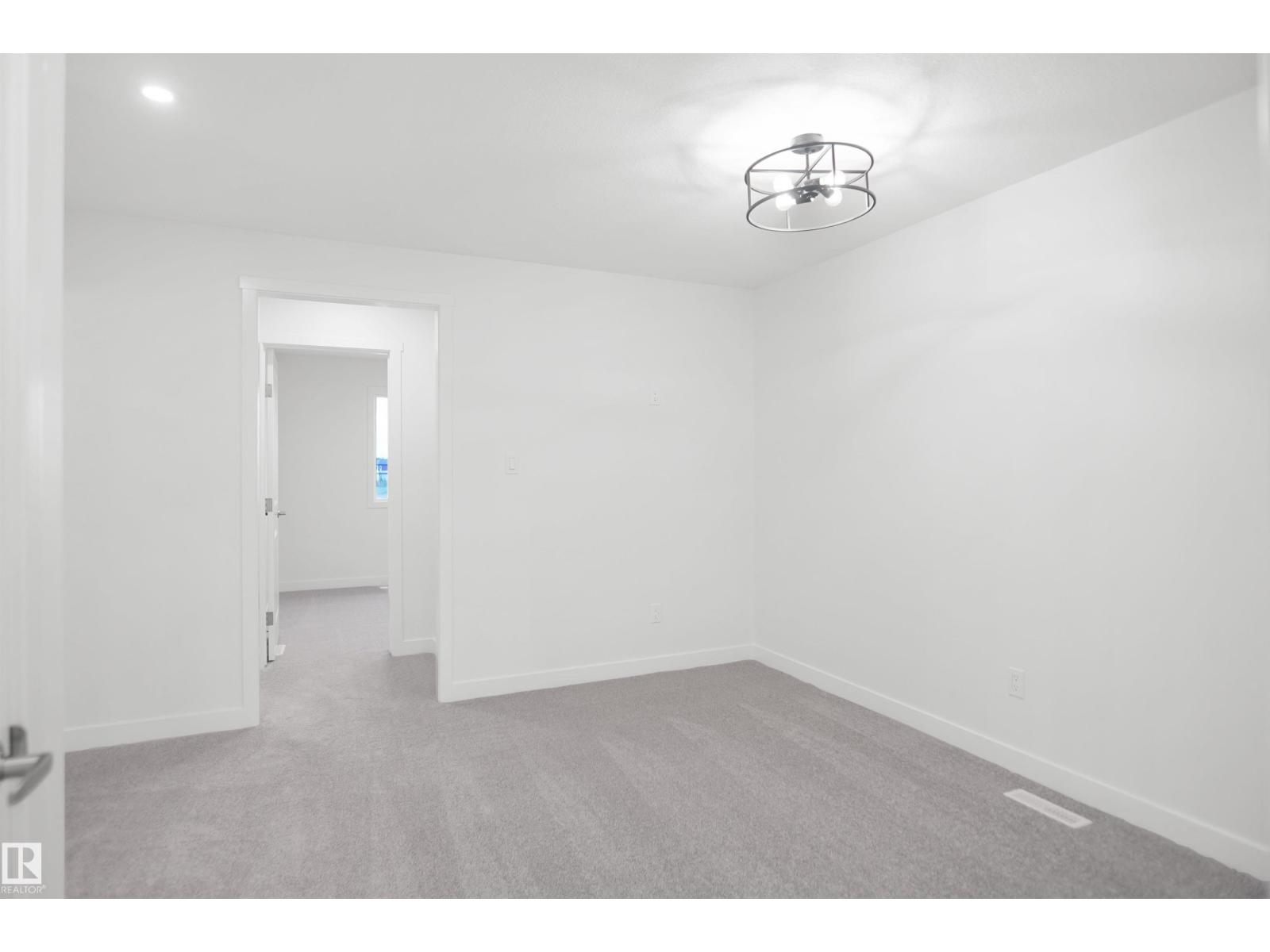20928 16 Av Nw Property Photo 23