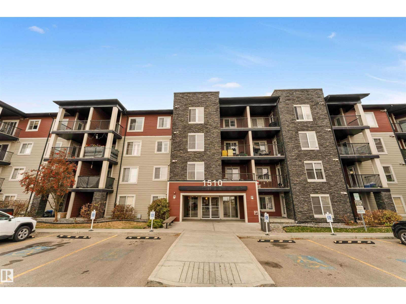 #203 1510 Watt Dr Sw Property Photo 1