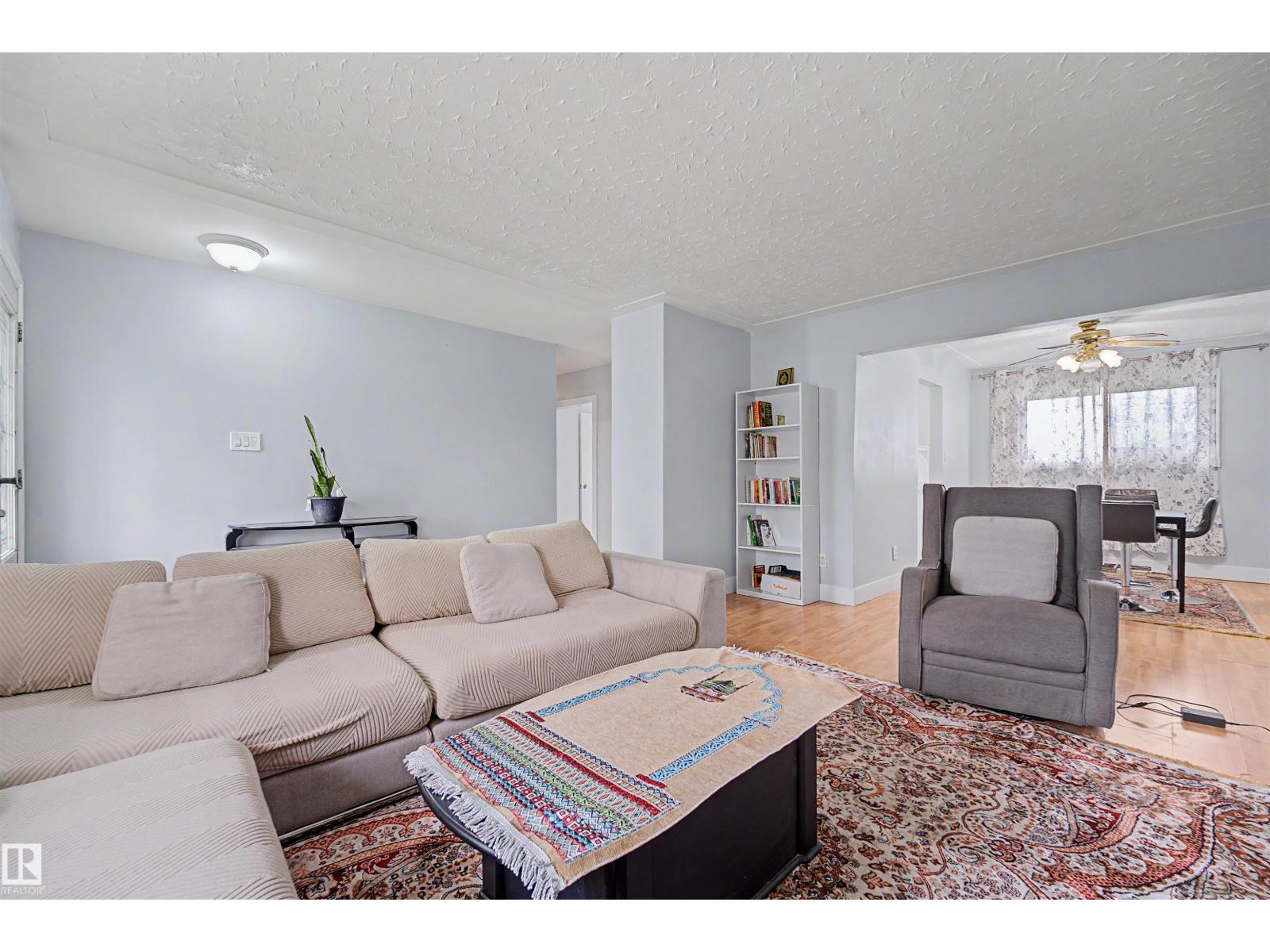 12707 87 St Nw Property Photo 6