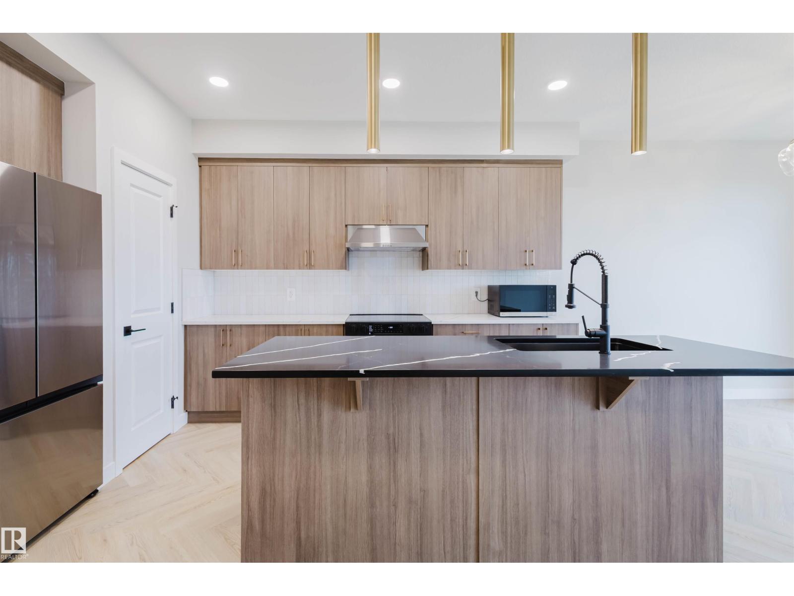 8298 Kiriak Lo Sw Property Photo 1