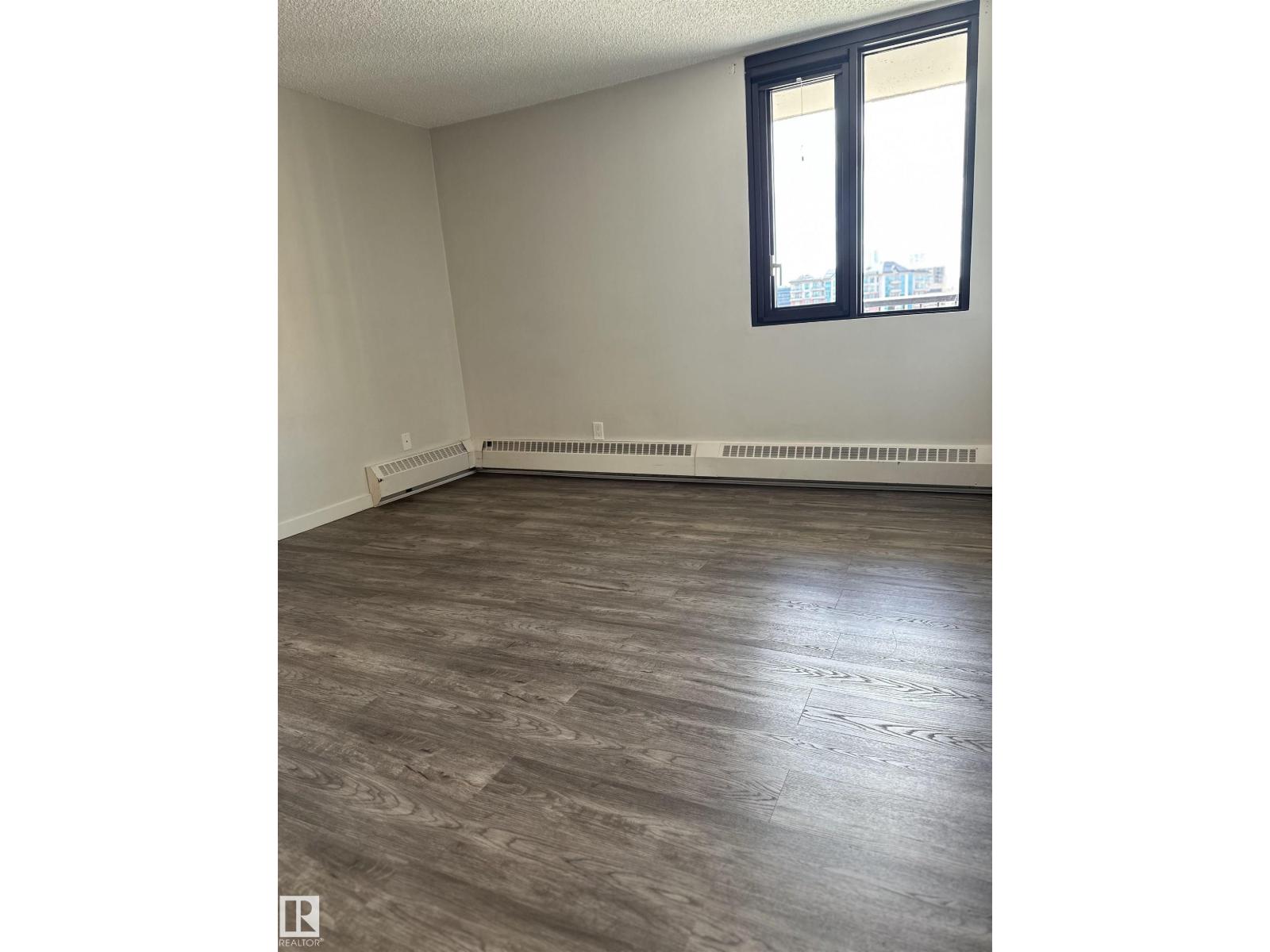 #706 10145 109 St Nw Property Photo 10