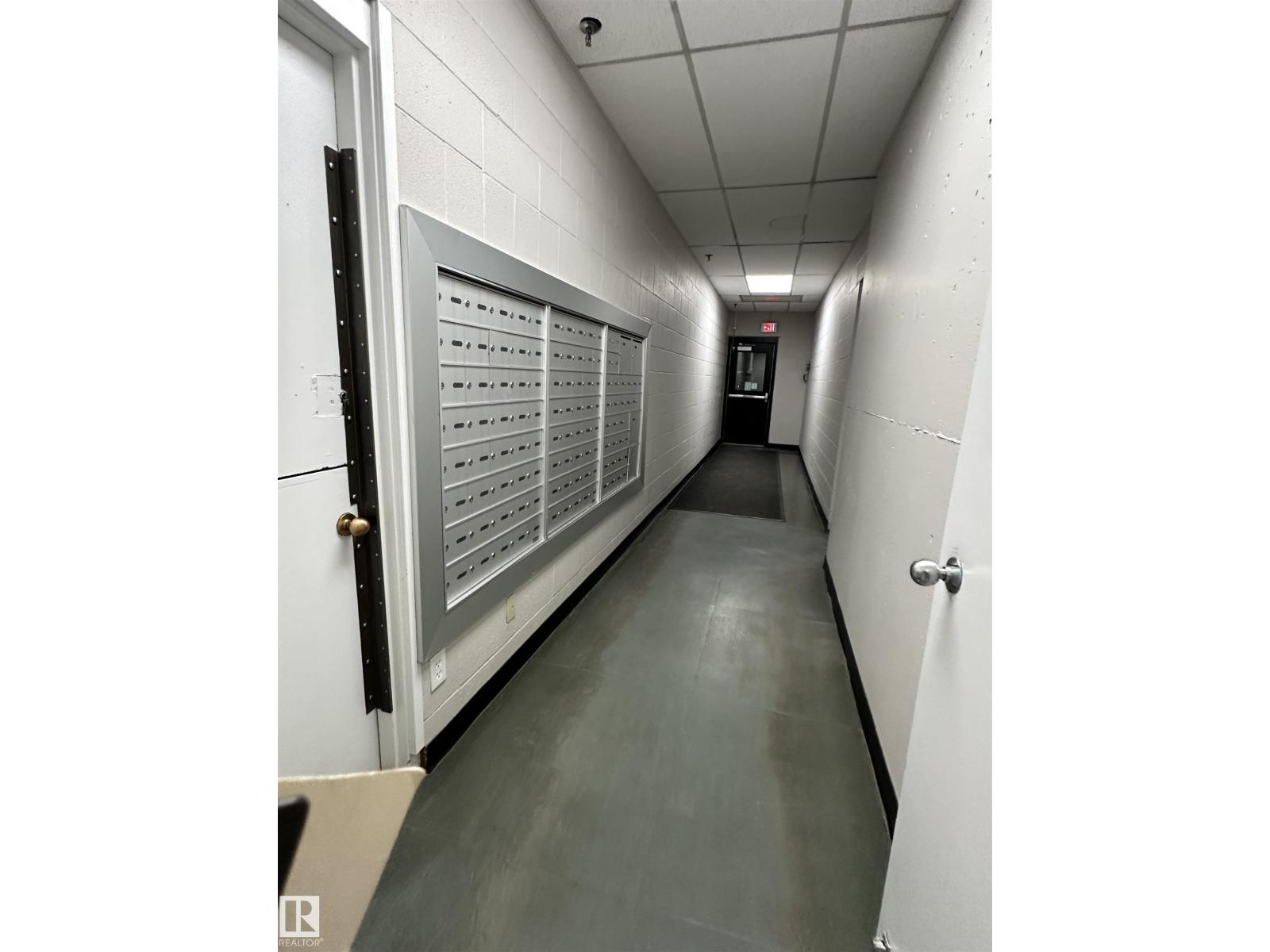 #706 10145 109 St Nw Property Photo 17