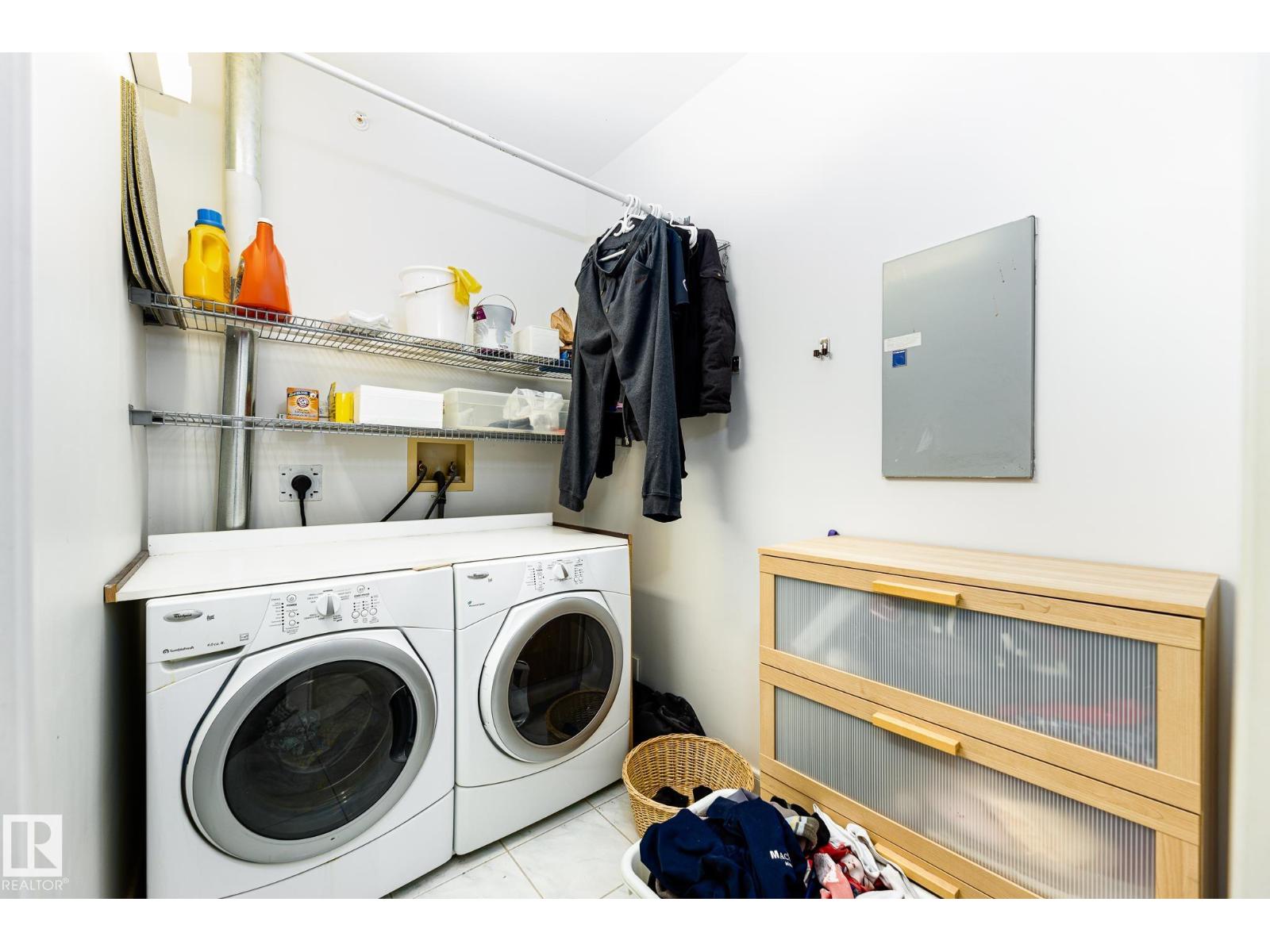 #403 11415 100 Av Nw Property Photo 12