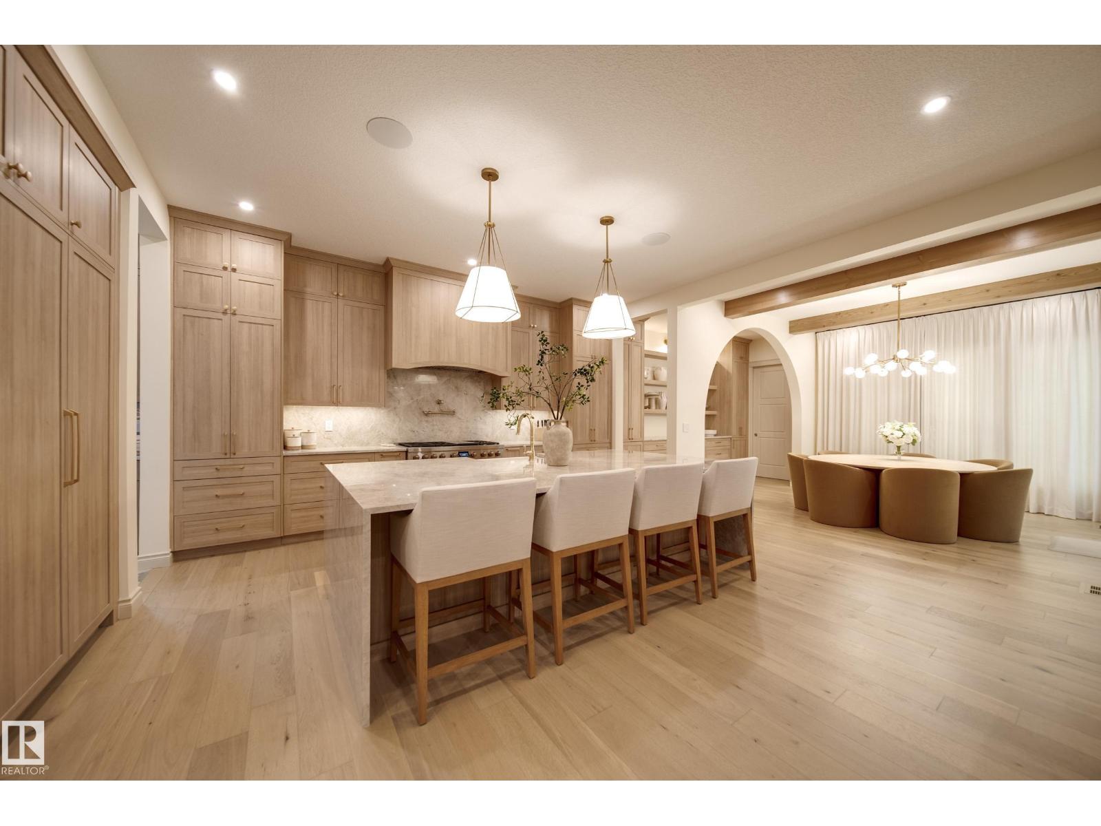 7308 Ada Bv Nw Property Photo 10