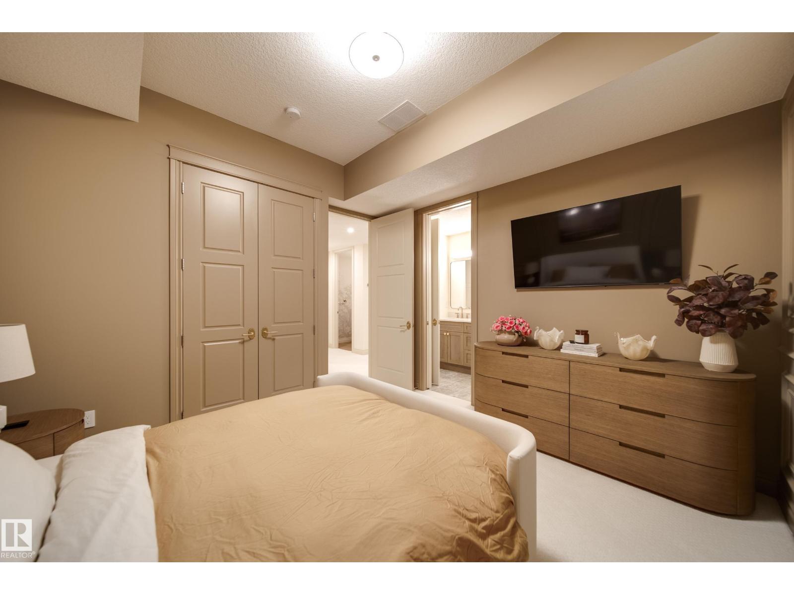 7308 Ada Bv Nw Property Photo 56