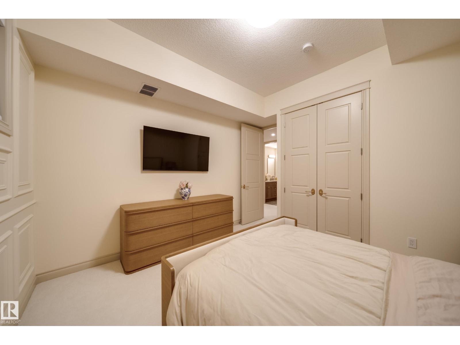 7308 Ada Bv Nw Property Photo 60