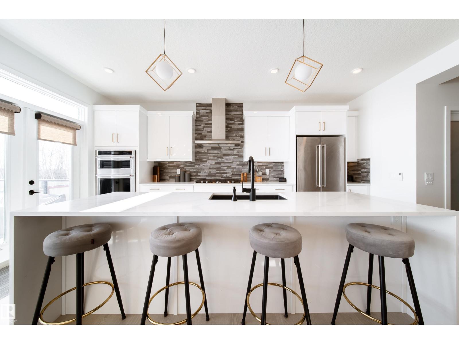 19 Sturtz Pl Property Photo 6