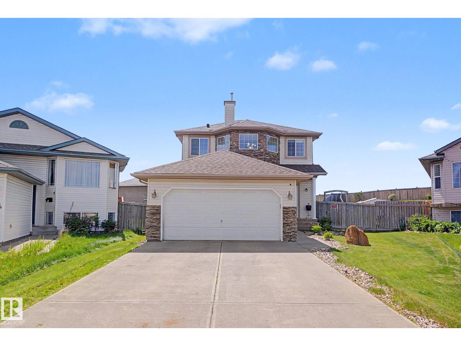 262 Dunvegan Rd Nw Property Photo 1