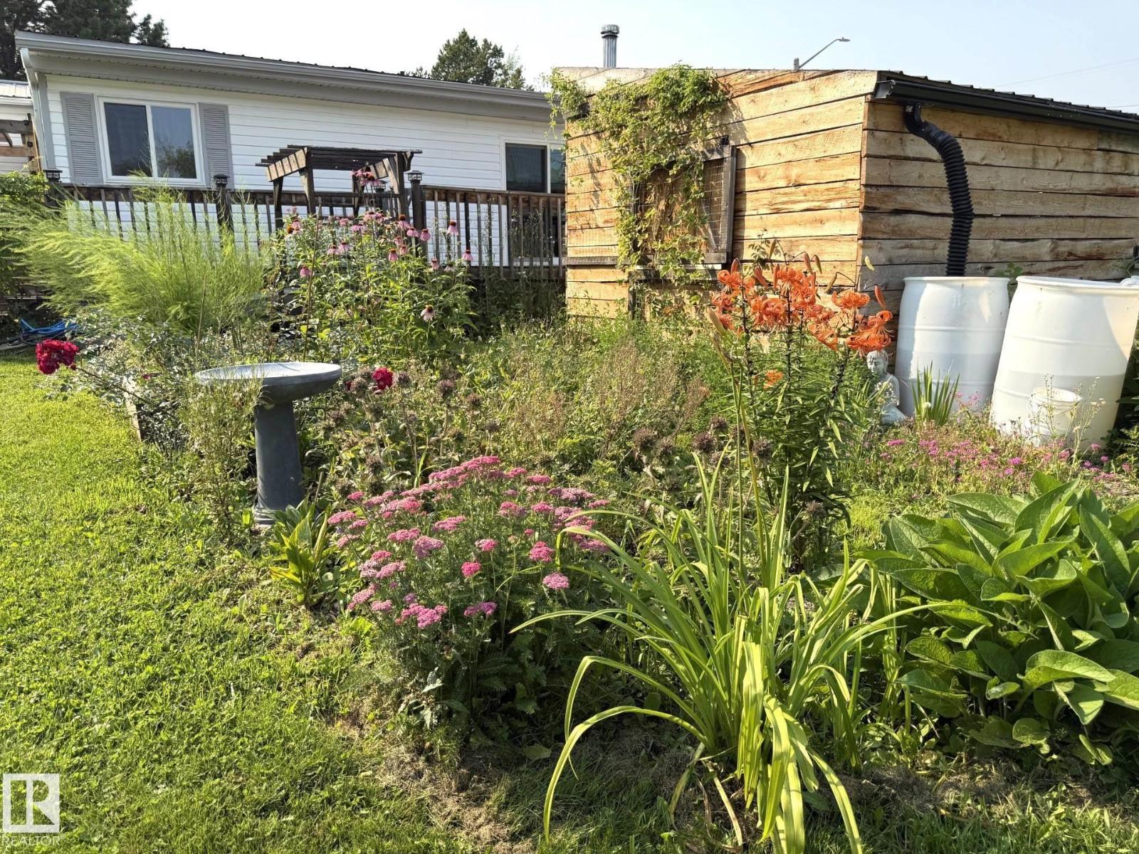 4707 54 Av Property Photo 35