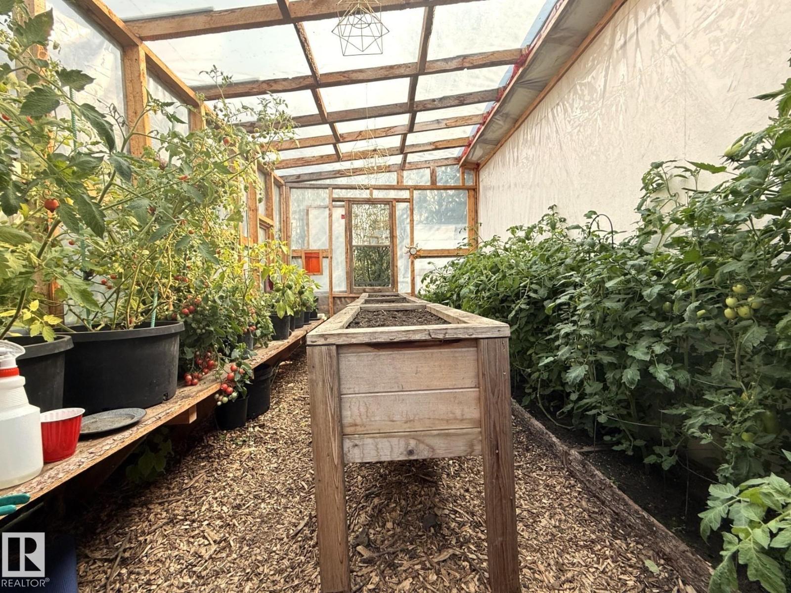 4707 54 Av Property Photo 46