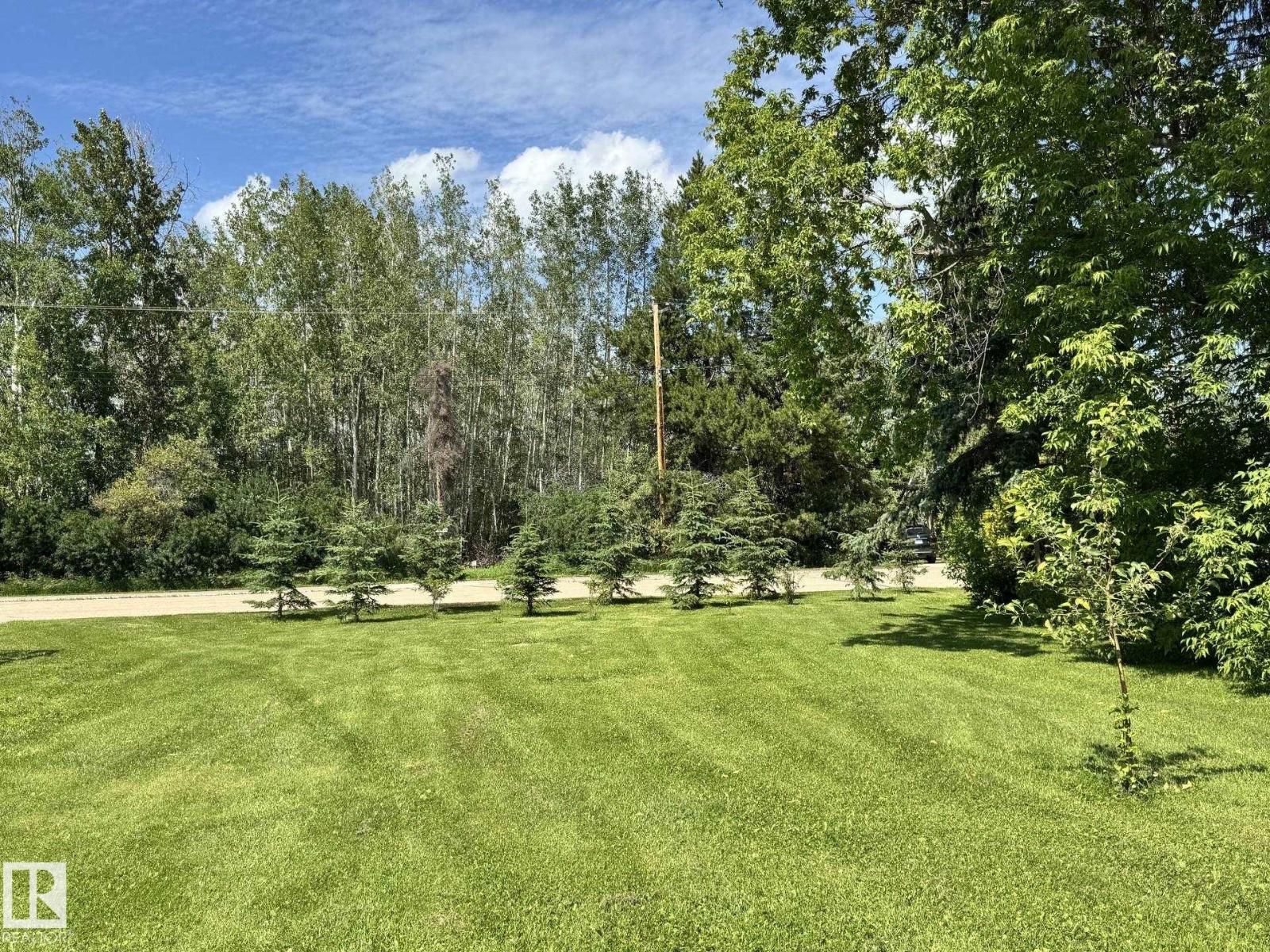 4707 54 Av Property Photo 50