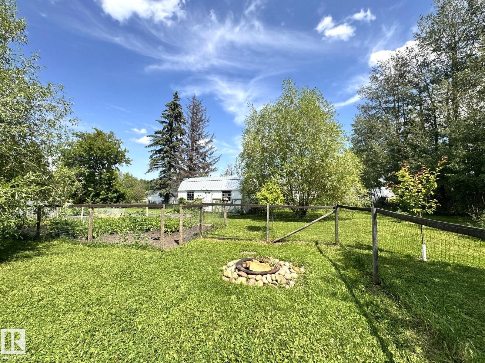 4707 54 Av Property Photo 58