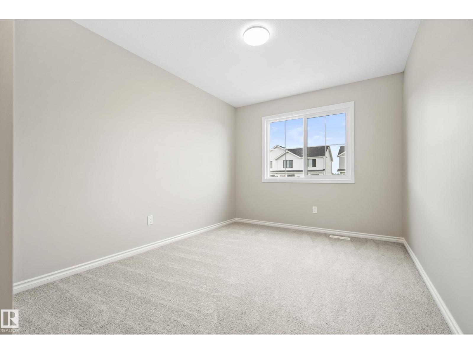 1222 Mcleod Av Property Photo 32