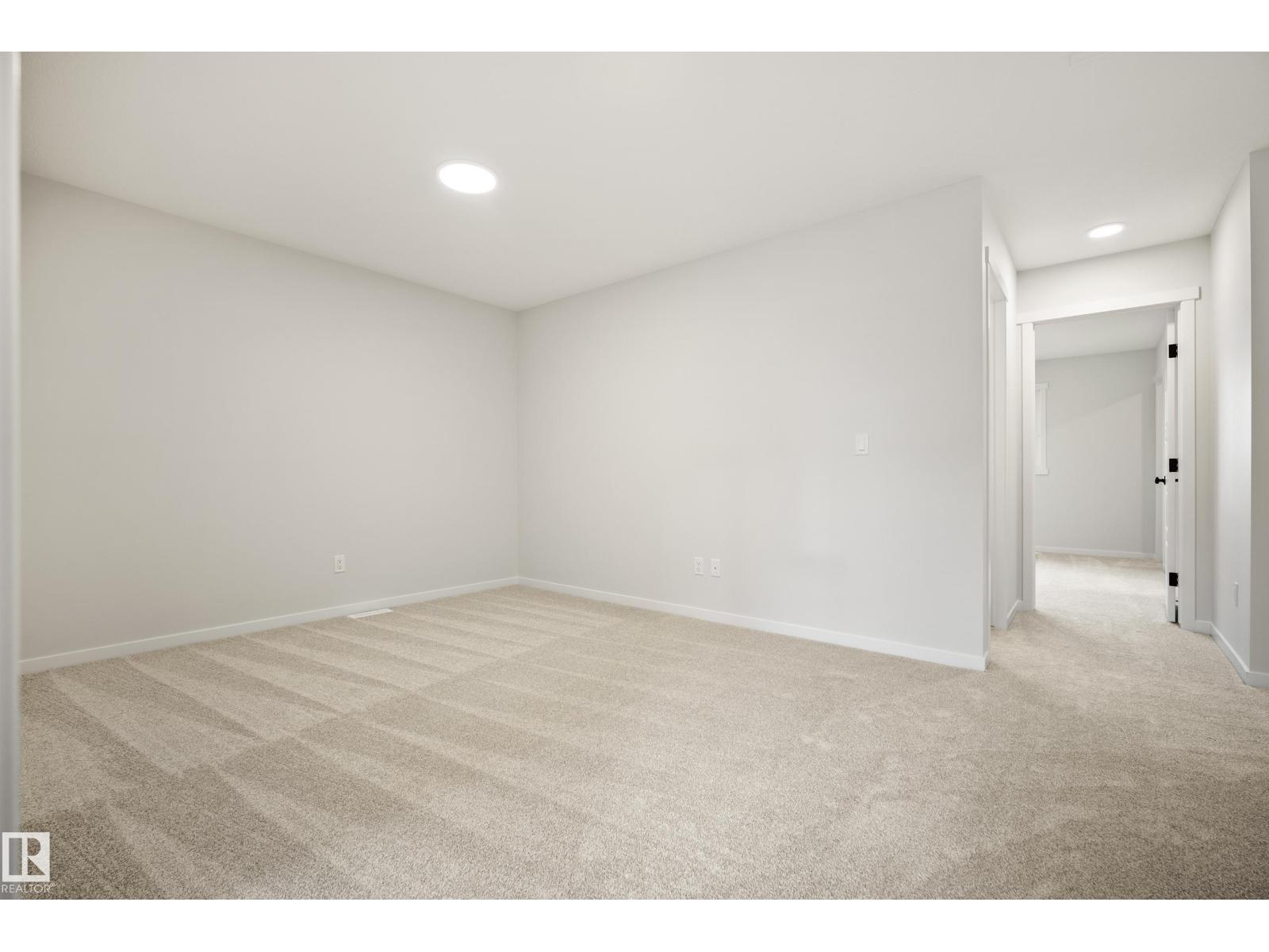 1224 Mcleod Av Property Photo 22