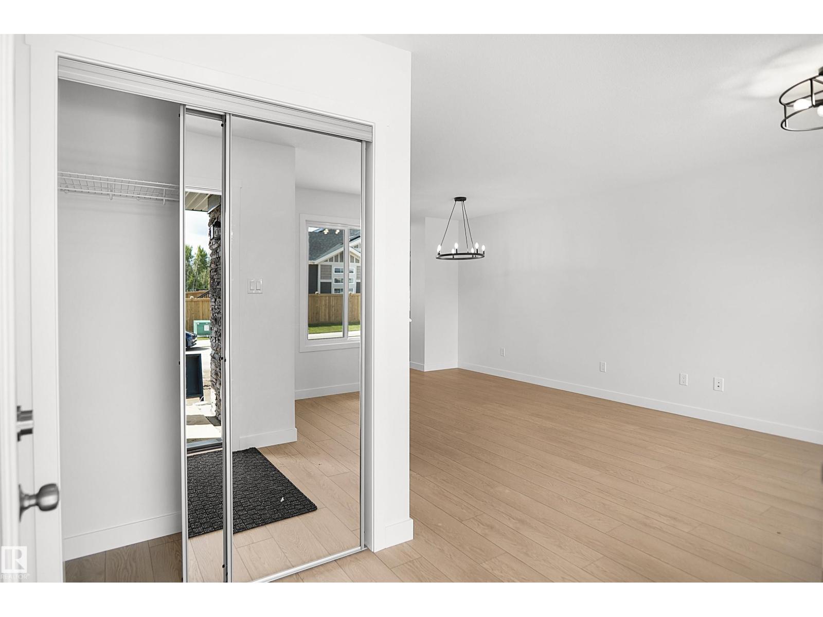 22529 83a Av Nw Property Photo 2