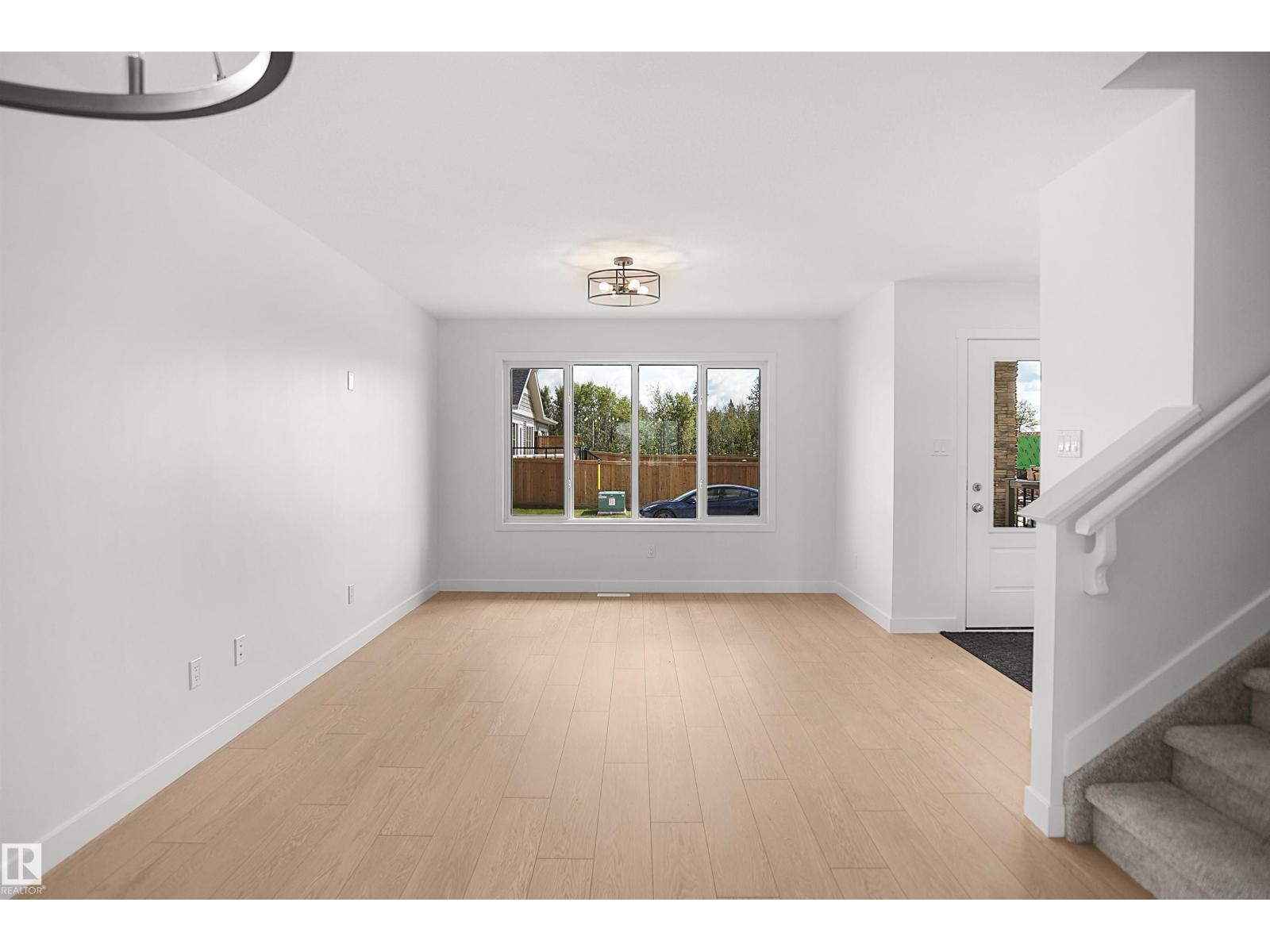 22529 83a Av Nw Property Photo 7