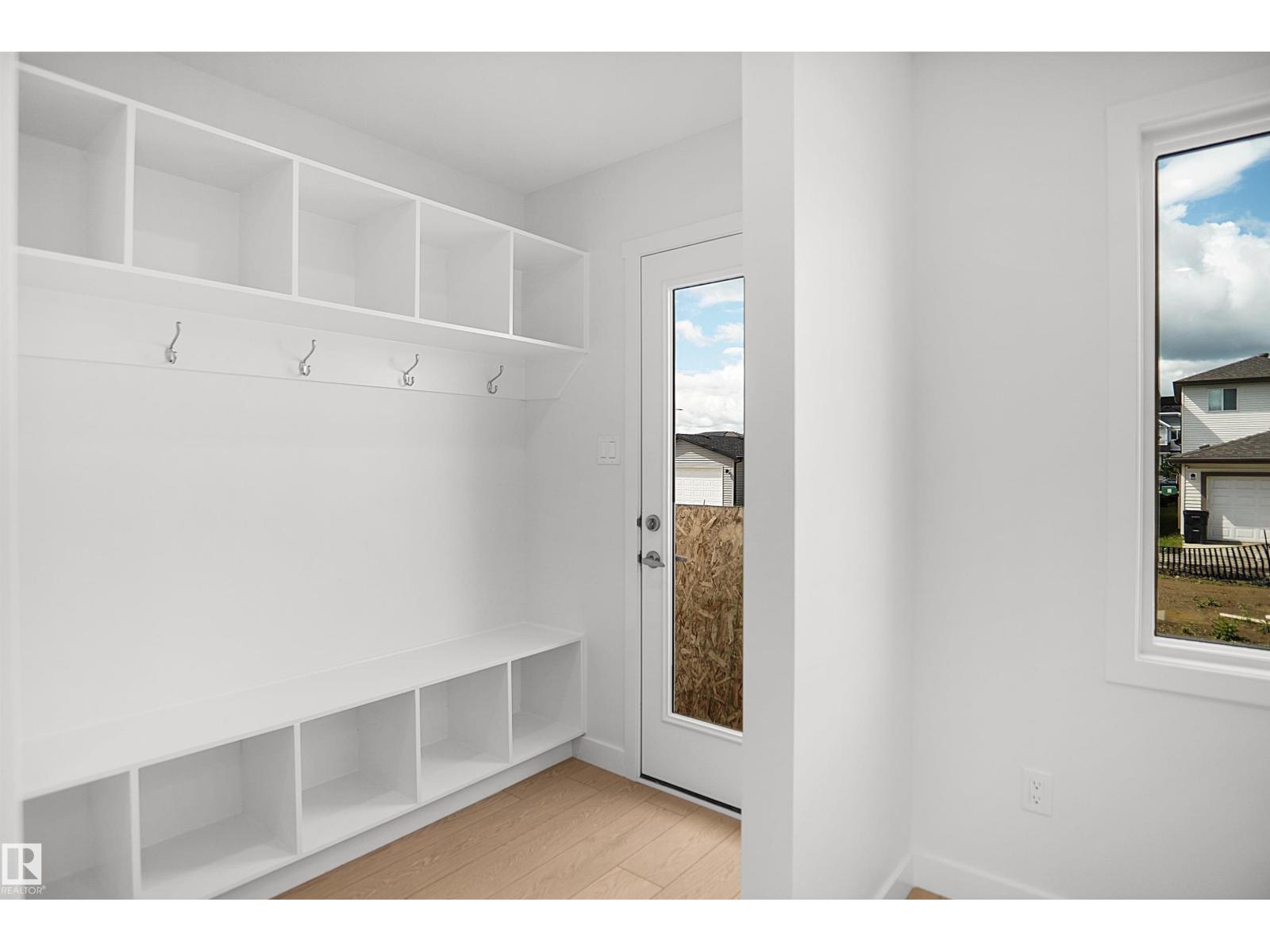 22529 83a Av Nw Property Photo 14