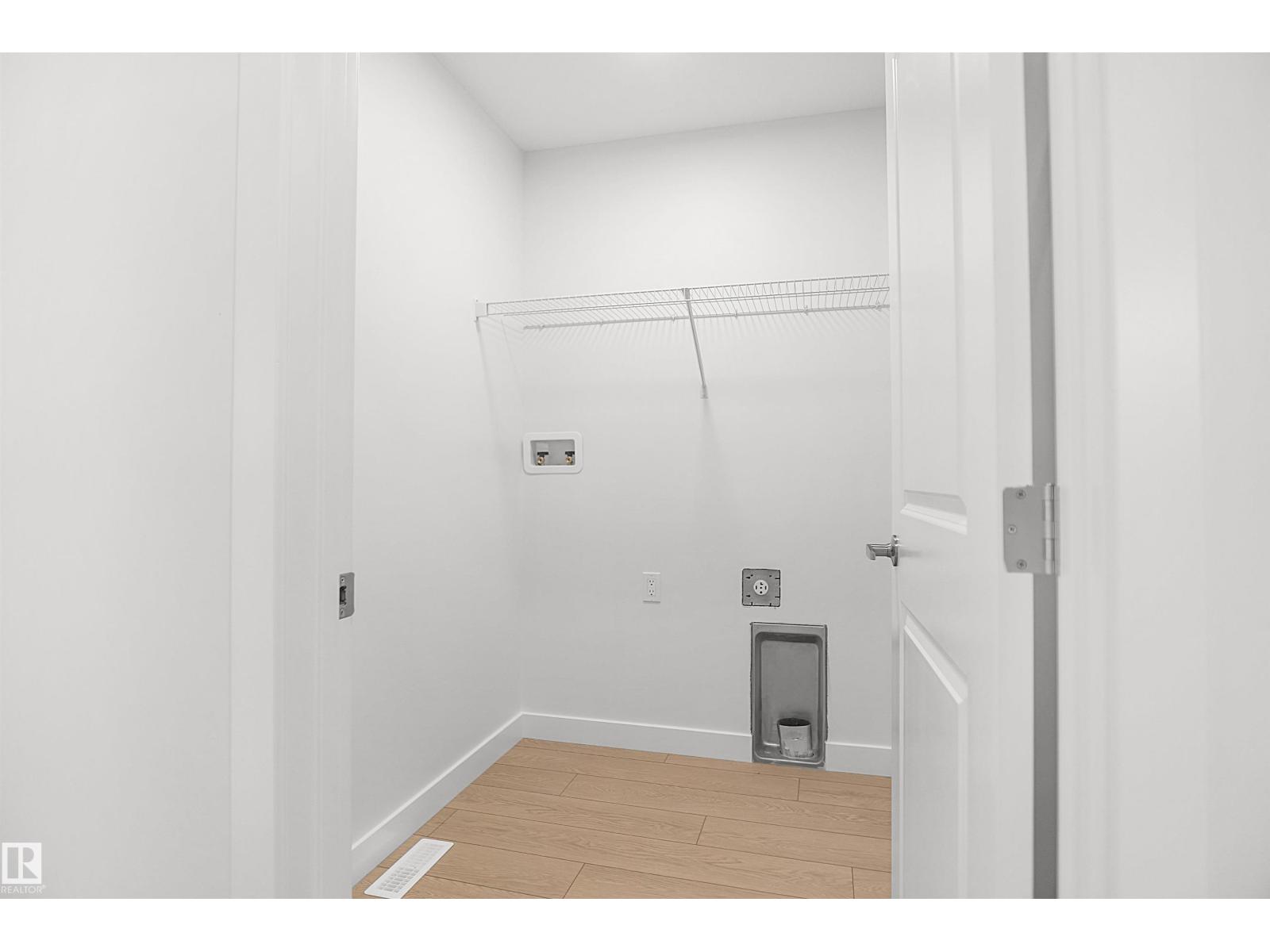 22529 83a Av Nw Property Photo 21