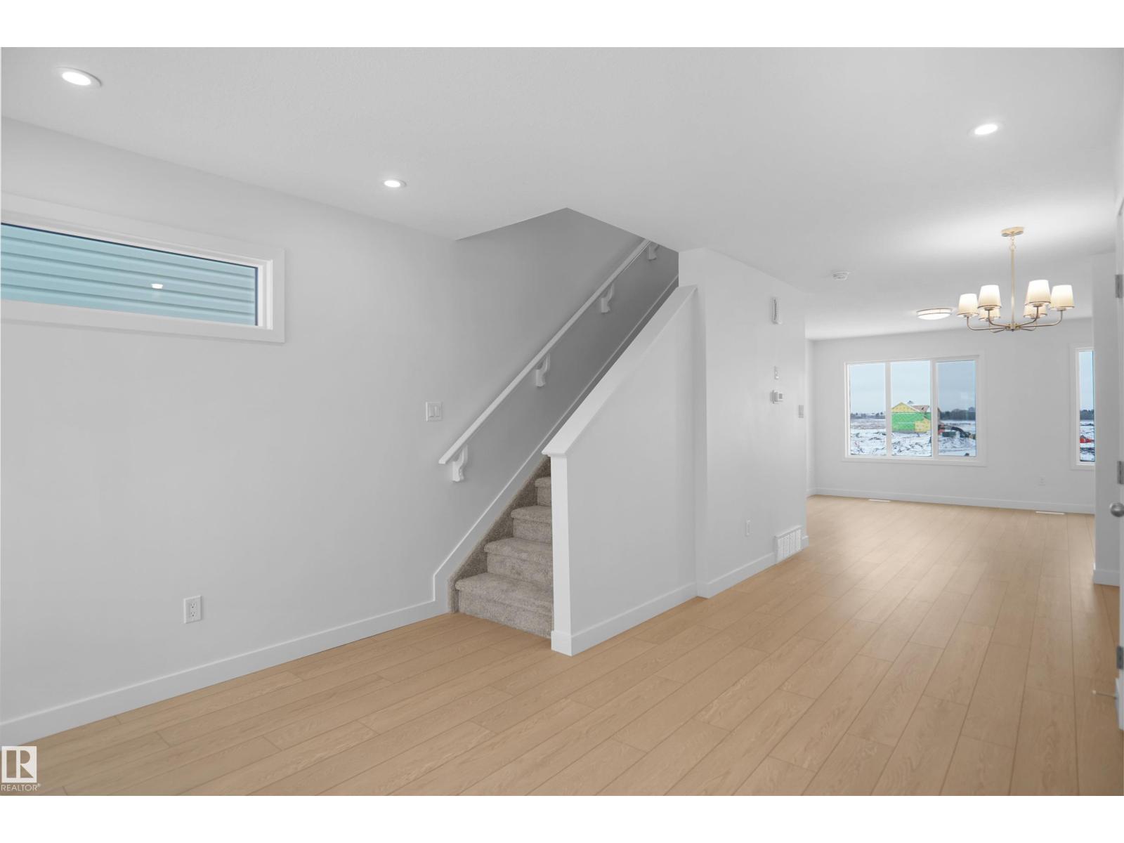 21034 24 Av Nw Property Photo 16