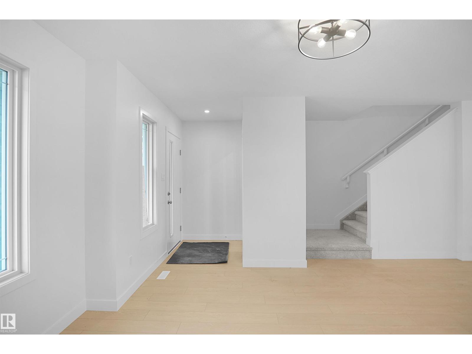 19486 21 Av Nw Property Photo 3