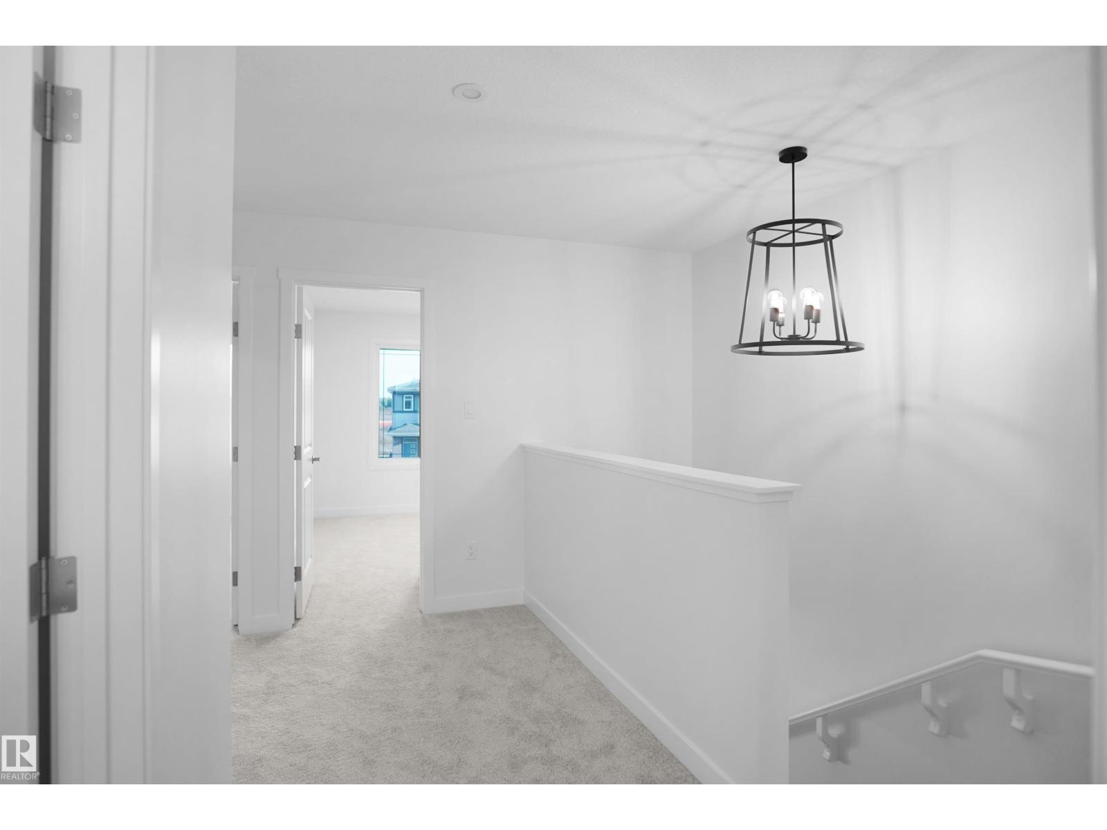 19486 21 Av Nw Property Photo 22