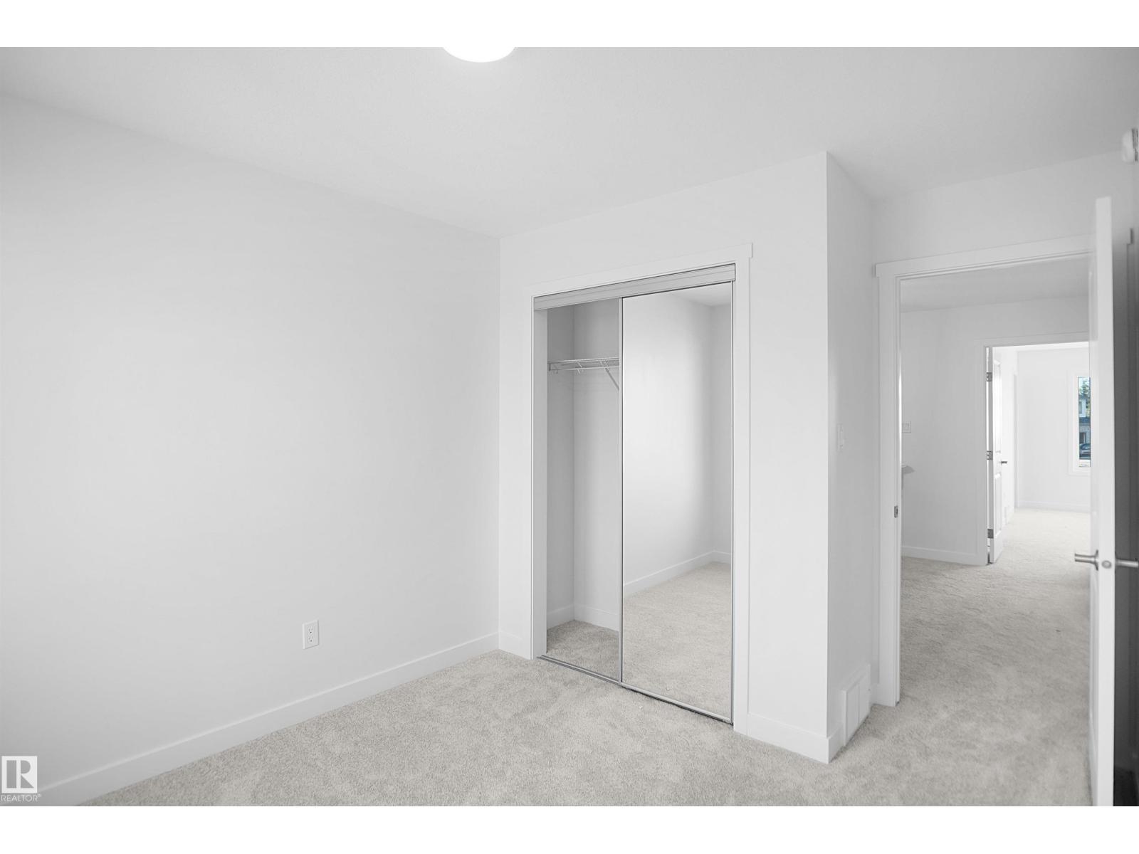 19486 21 Av Nw Property Photo 24