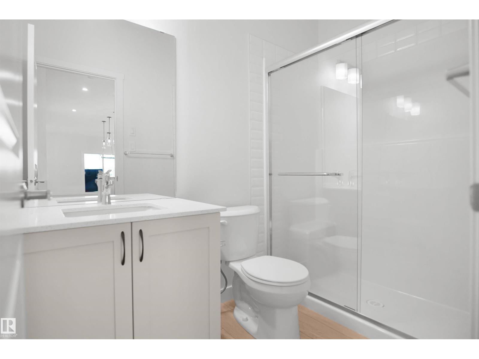 956 17 Av Nw Property Photo 19