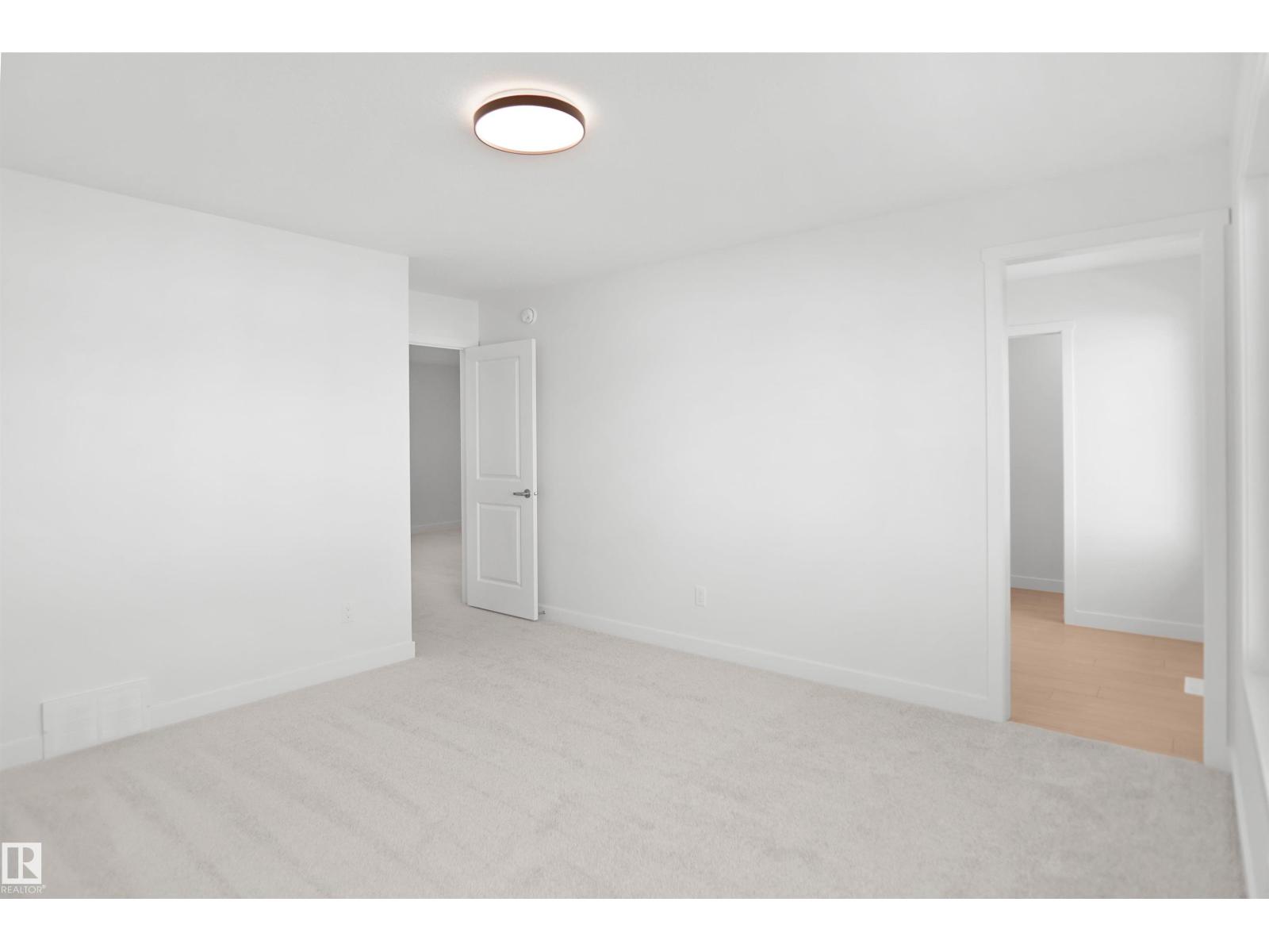 956 17 Av Nw Property Photo 25