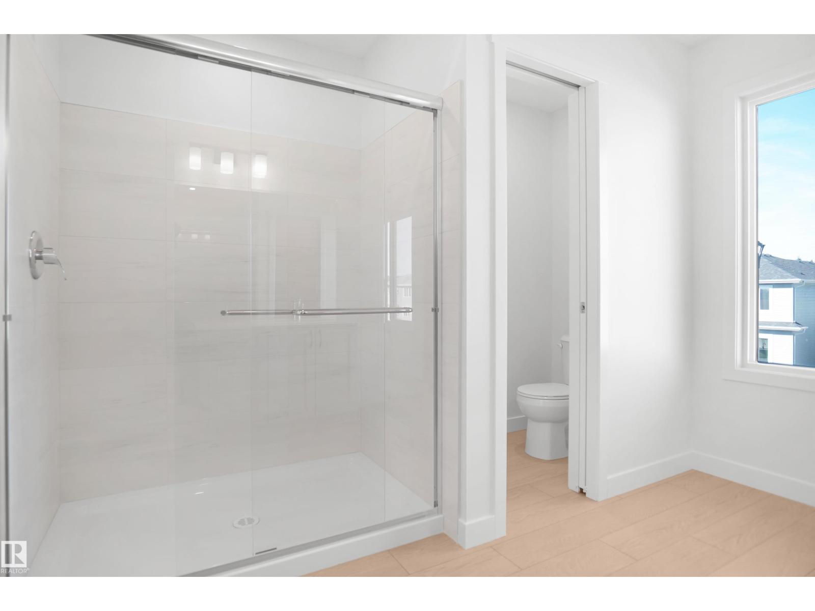 956 17 Av Nw Property Photo 29