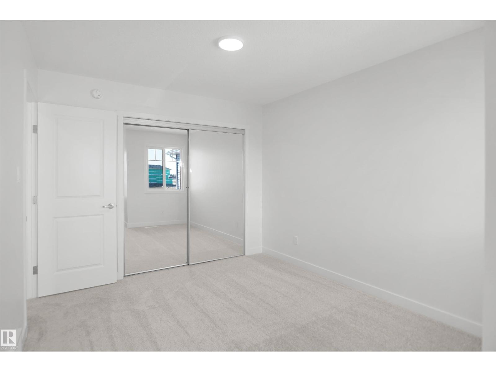 956 17 Av Nw Property Photo 31