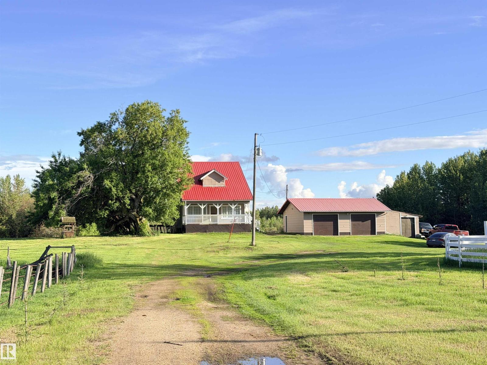 24423 Twp Road 605a Property Photo 12