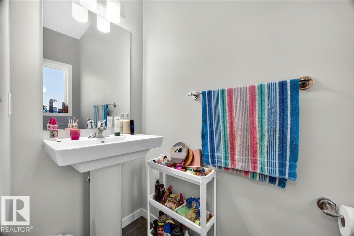 1187 Cy Becker Rd Nw Property Photo 16