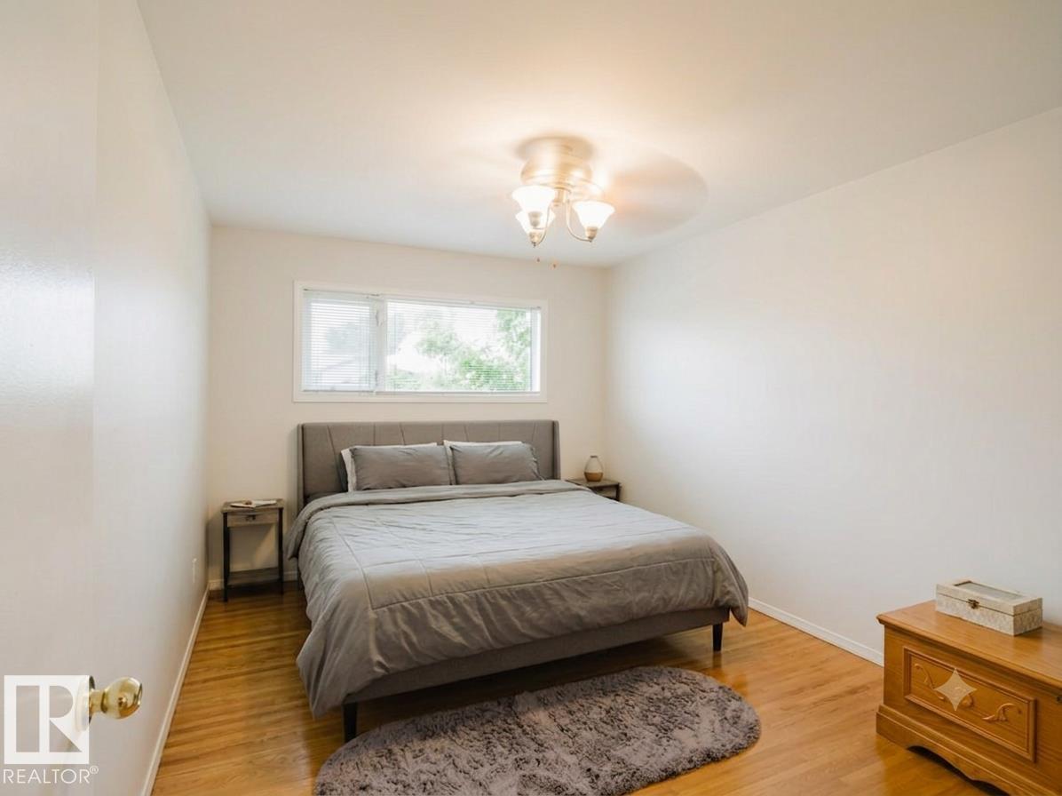 7515 130 Av Nw Property Photo 7