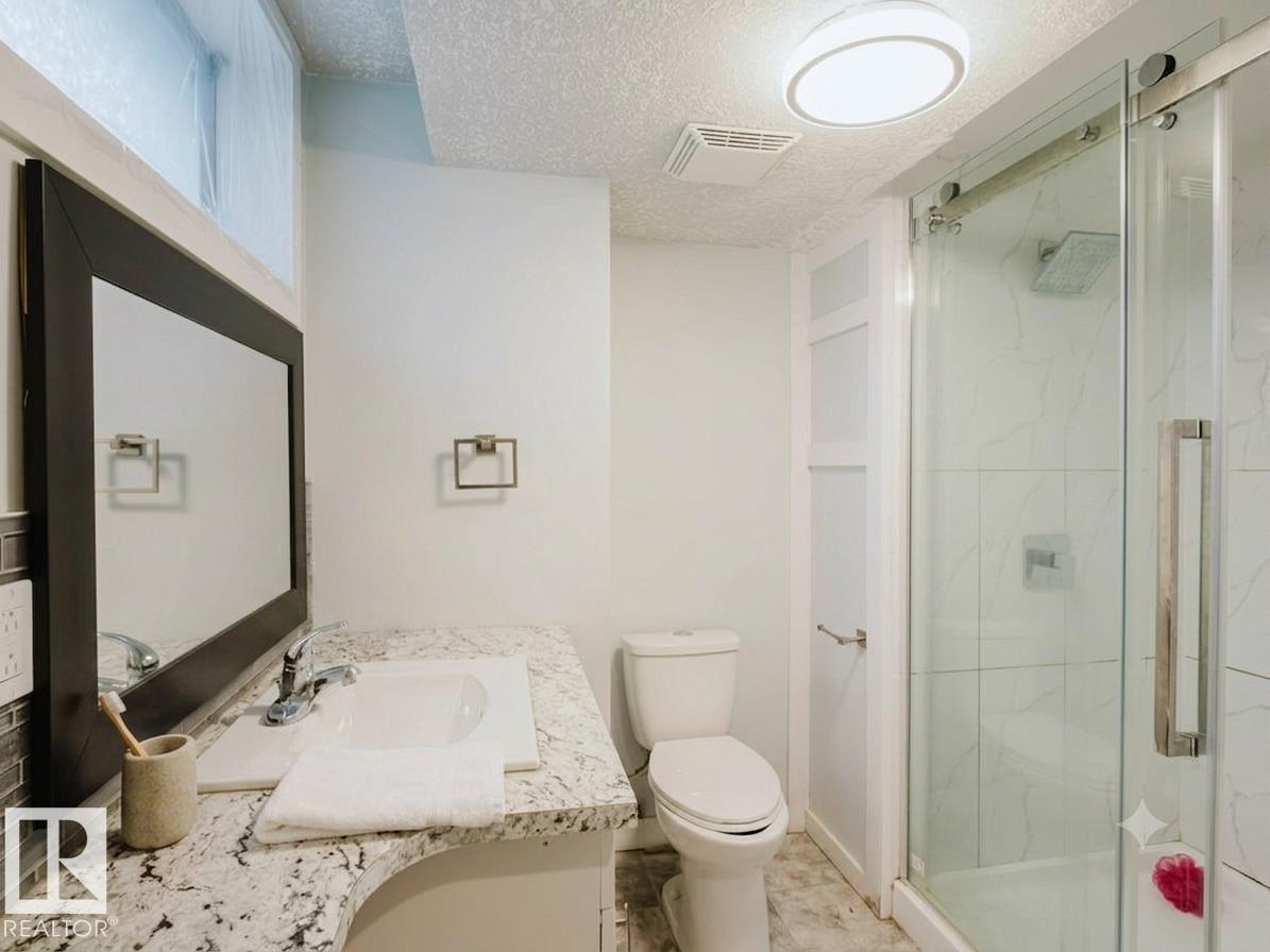 7515 130 Av Nw Property Photo 15