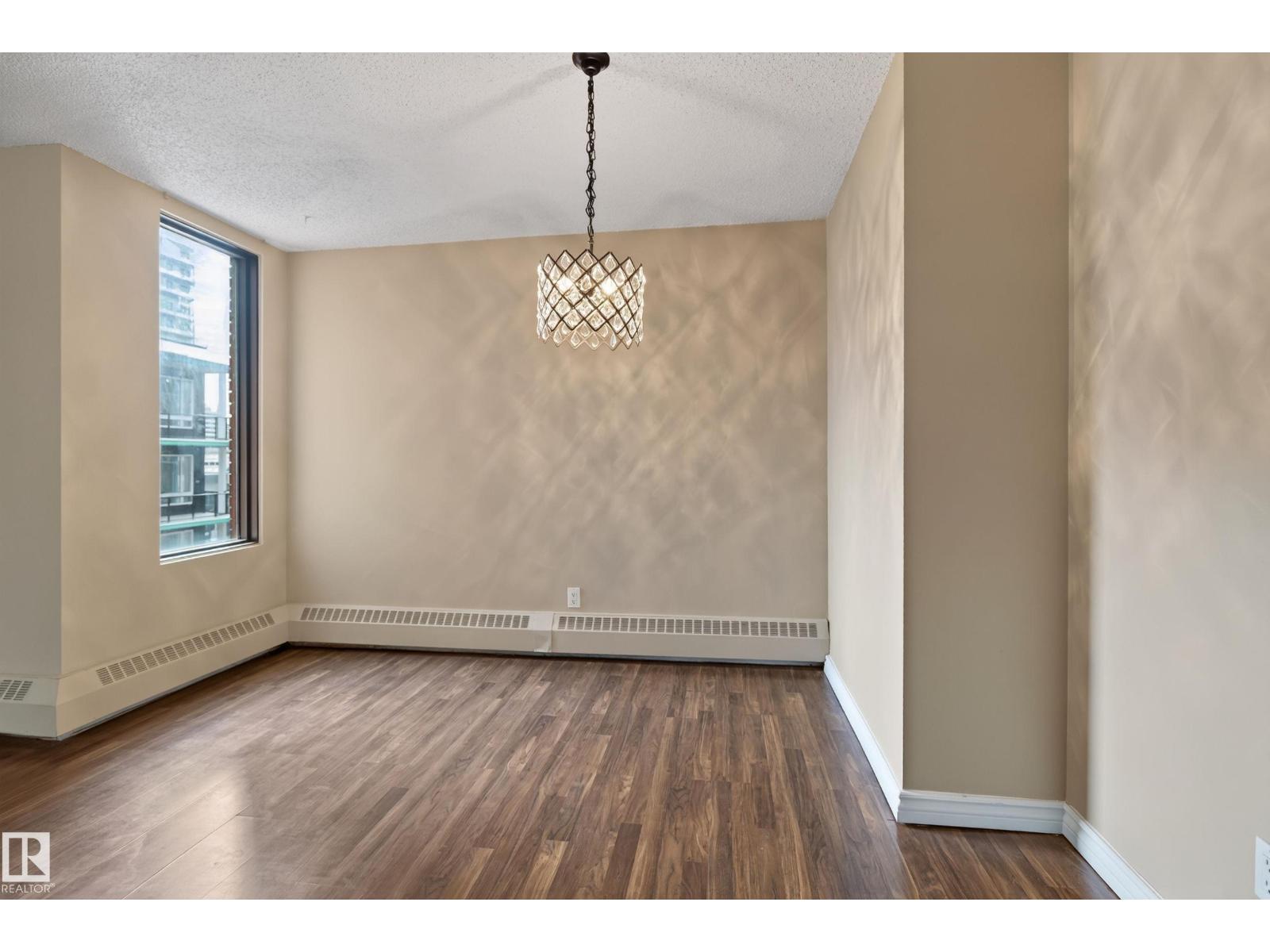 #603 10175 109 St Nw Property Photo 13