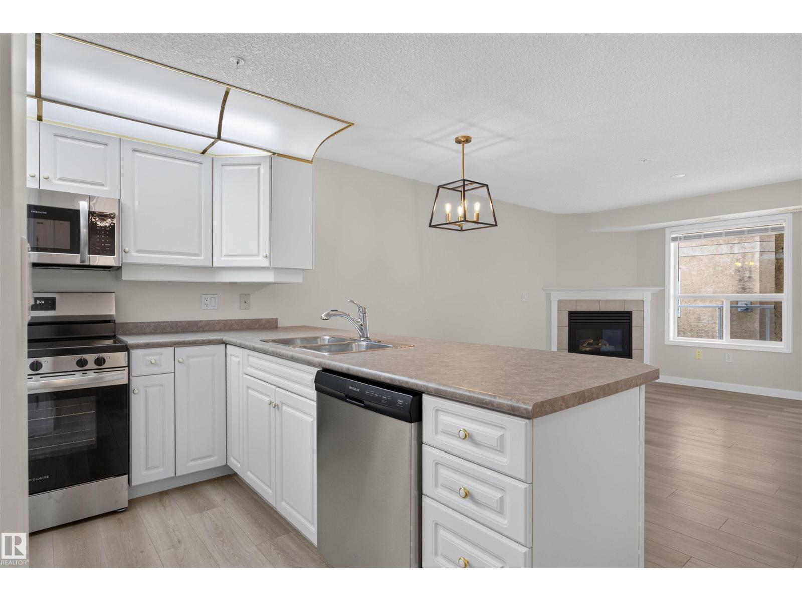 #215 6703 172 St Nw Property Photo 7