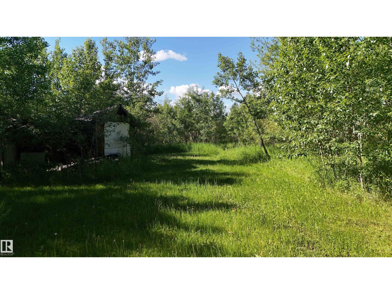 5416 51 Av Property Photo 41