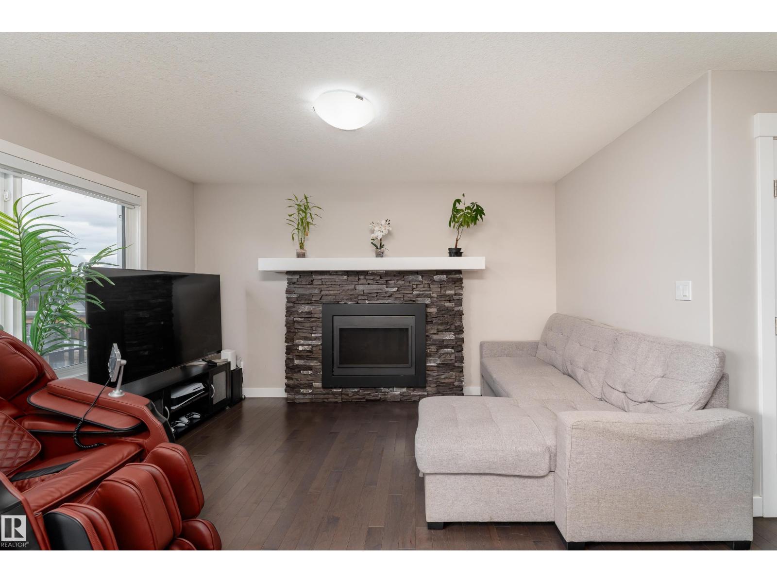 191 Reed Place Property Photo 3