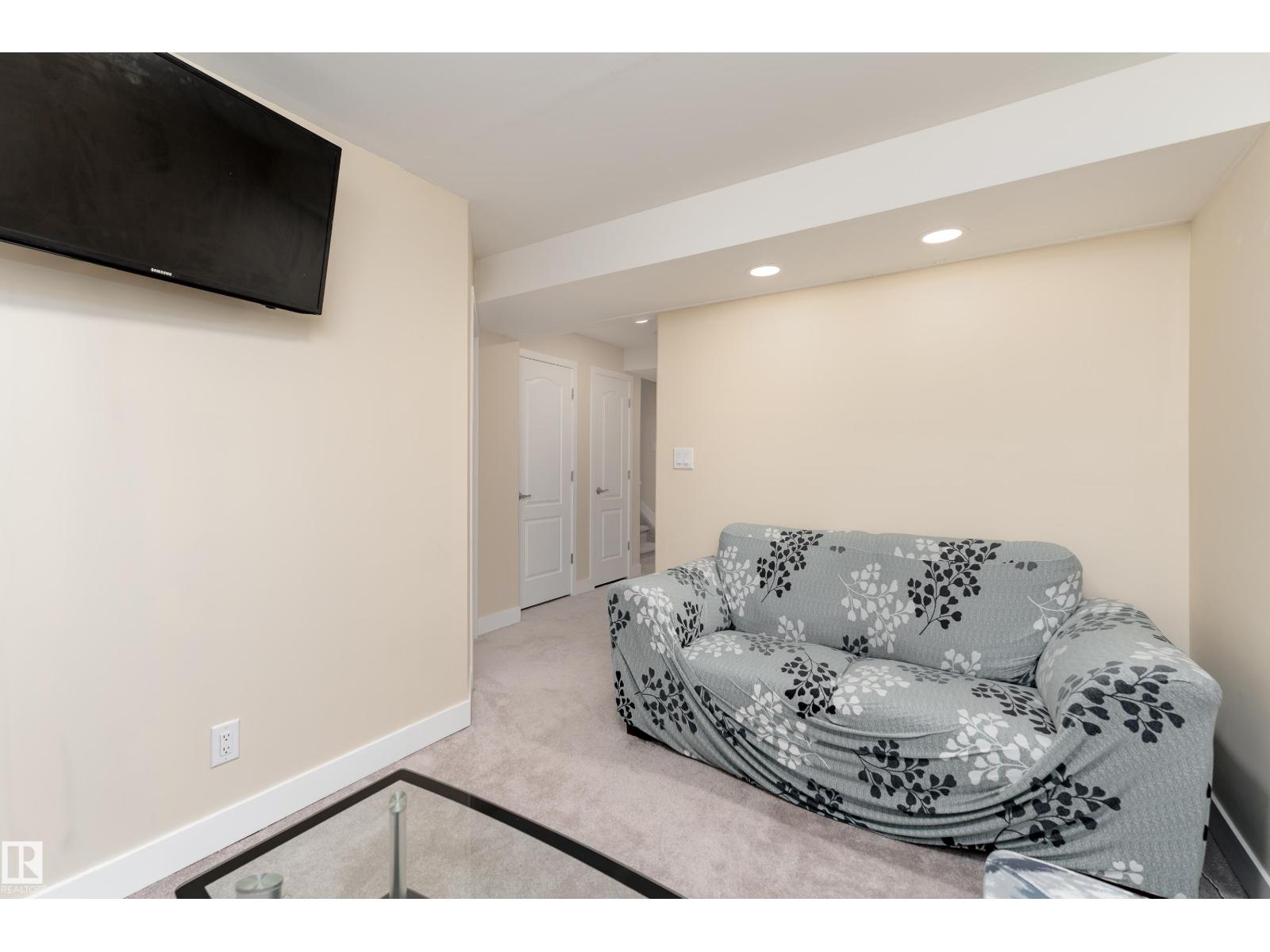 191 Reed Place Property Photo 18