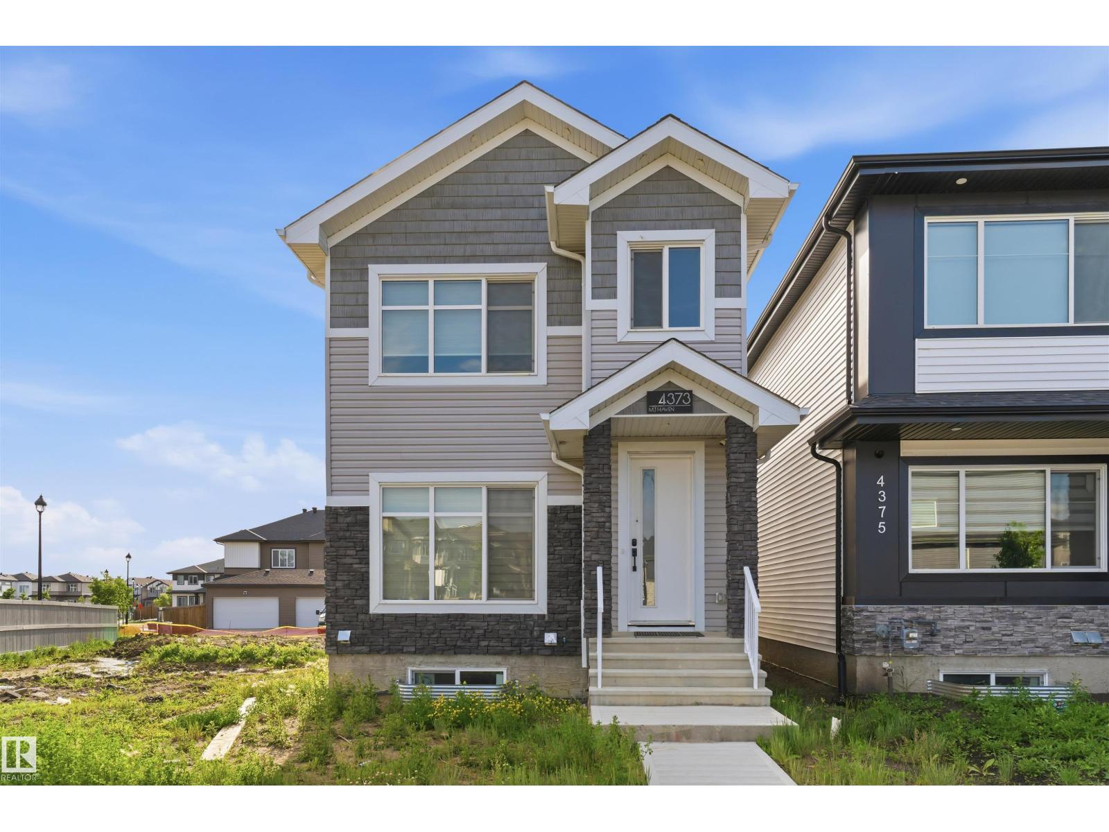 4373 37 St Property Photo 1
