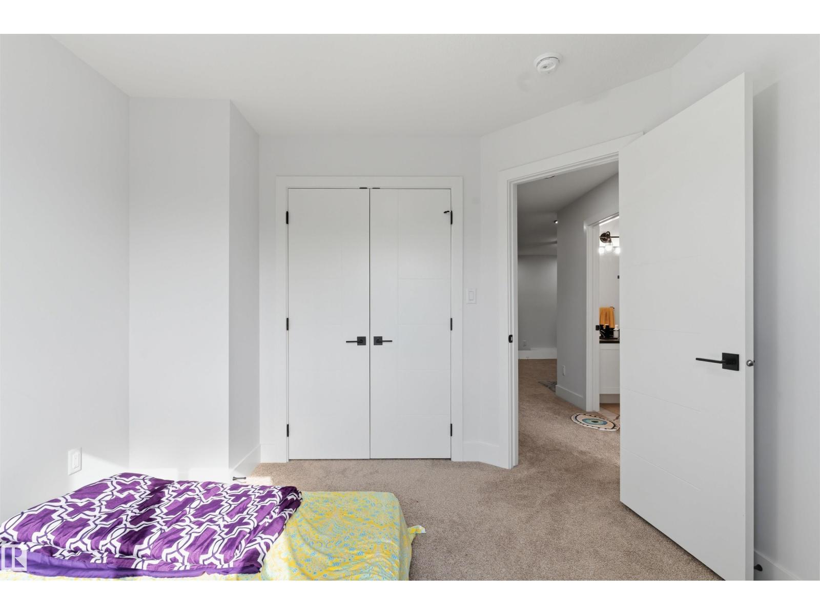 4373 37 St Property Photo 17